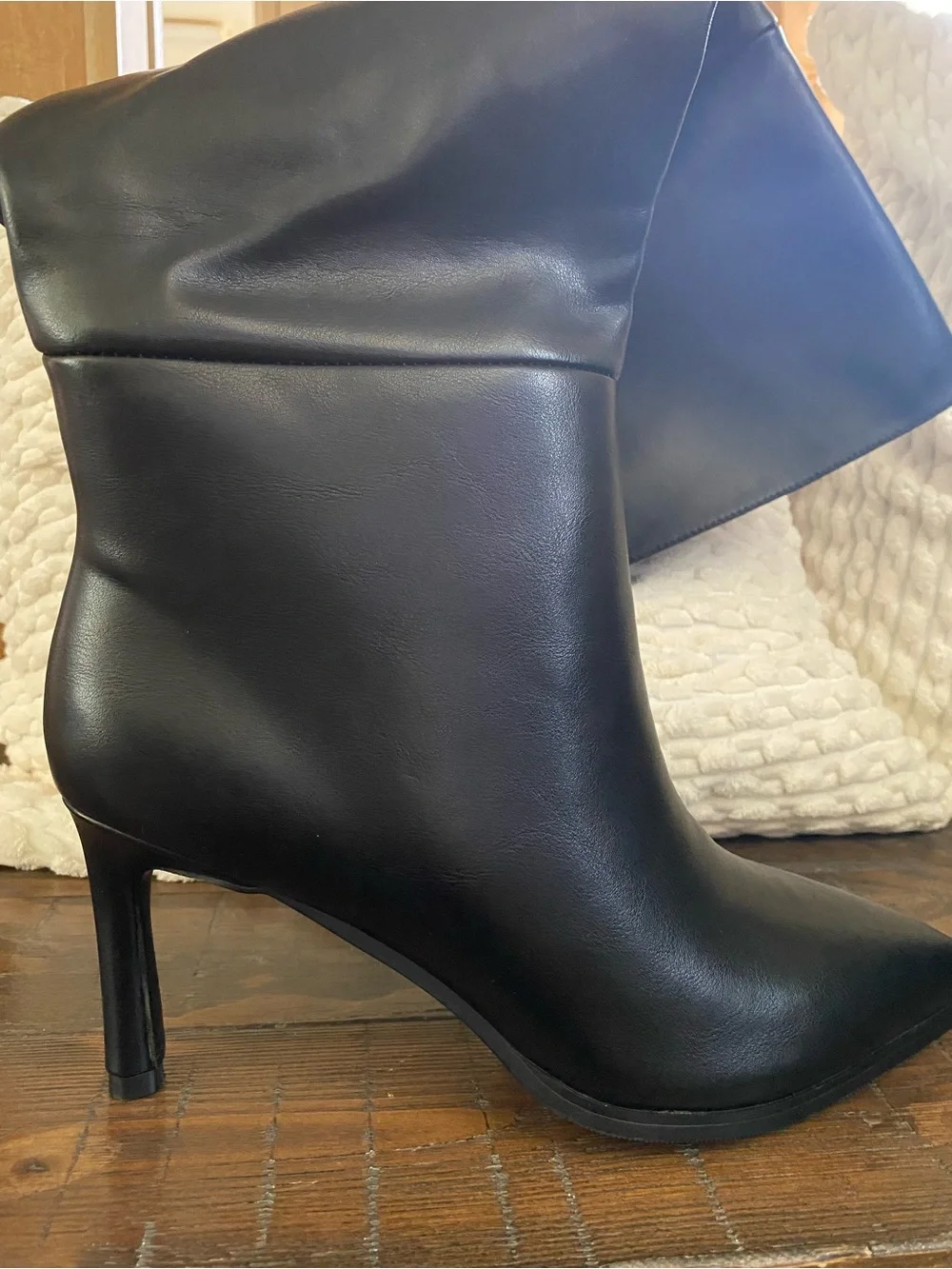 N/A sophisticated black